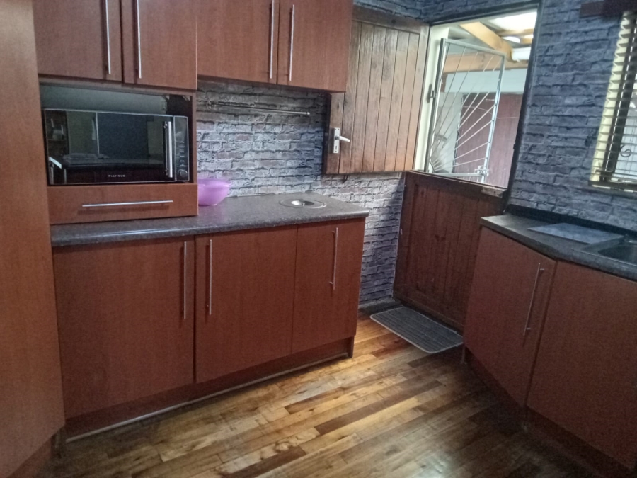3 Bedroom Property for Sale in Rosedale Park Eastern Cape